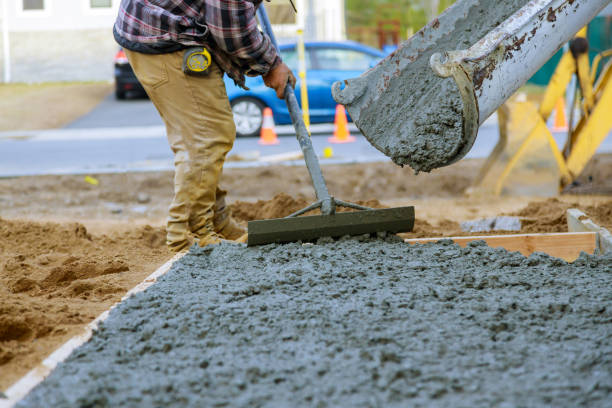 Best Concrete Repair Services  in Northwoods, MO