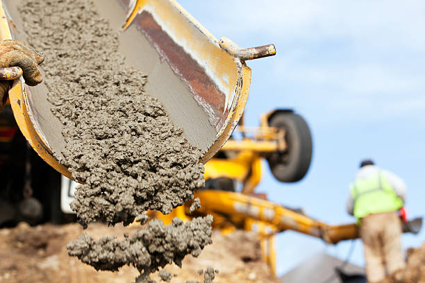 Best Driveway Concrete Repair  in Northwoods, MO