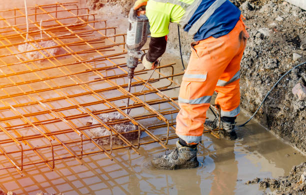 Best Local Concrete Companies  in Northwoods, MO